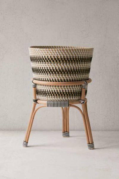 Bistro 12” Rattan Planter + Stand